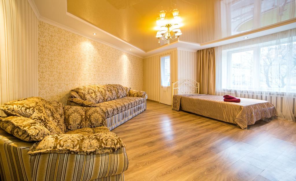 Apartments On Svobody Avenue- The Center Of ลวีฟ ภายนอก รูปภาพ
